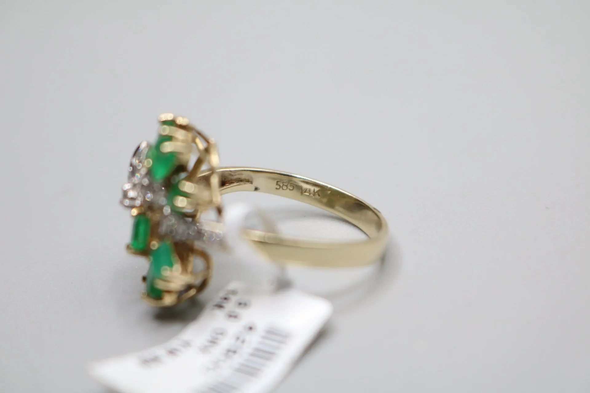 14K Yellow Gold Ladies Diamond & Emerald Cluster Ring (Size 7) 1.48CTW Local Pick up only