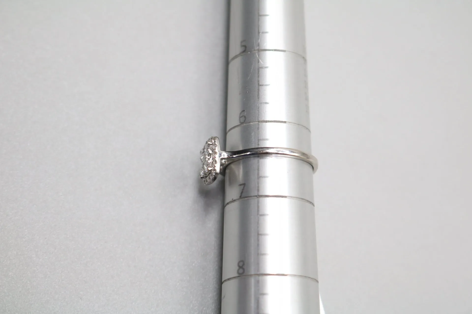 18K White Gold Diamond Square Ring (0.35 CTW) (Size 6 1/2)